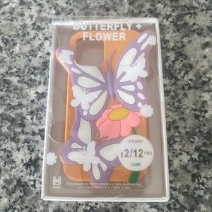 NWB Urban Outfitters iPhone 12/12 pro phone case